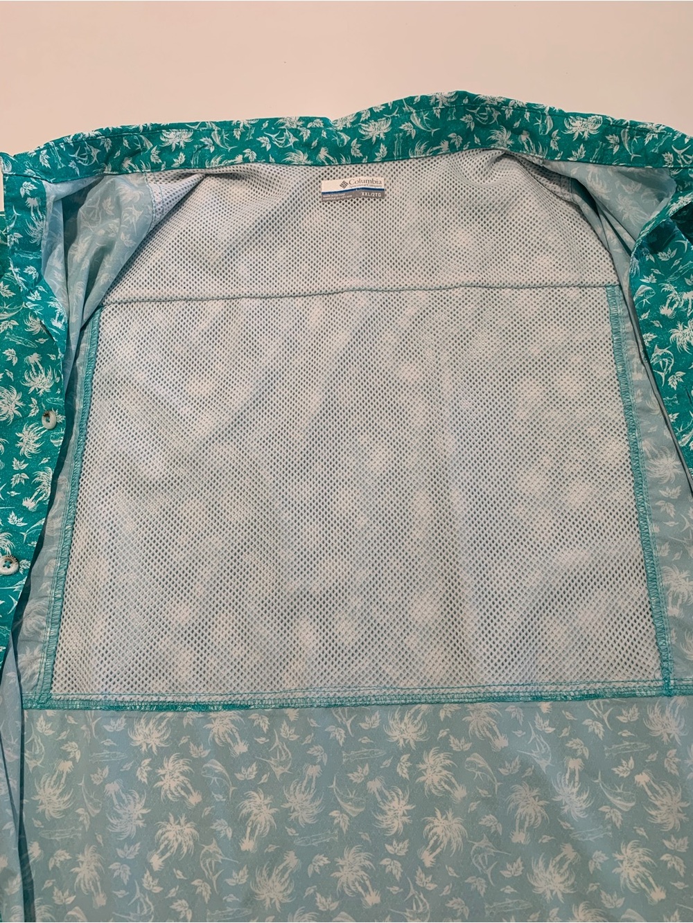 Columbia PFG Super Slack Teal Short Sleeve Floral Button-Down Fishing Shirt, XXL - Picture 8 of 11